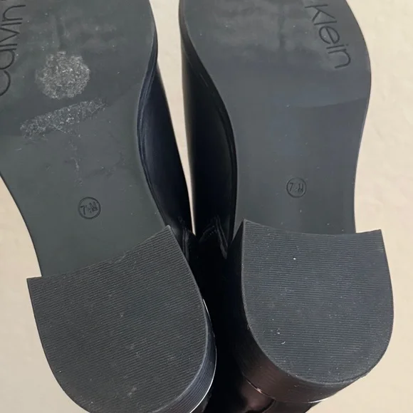 Calvin Klein Women's Black Leather Ankle Boots Size 7.5 M EUC - Picture 15 of 15